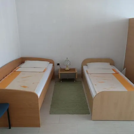 Гостевой дом House Sadrvan *